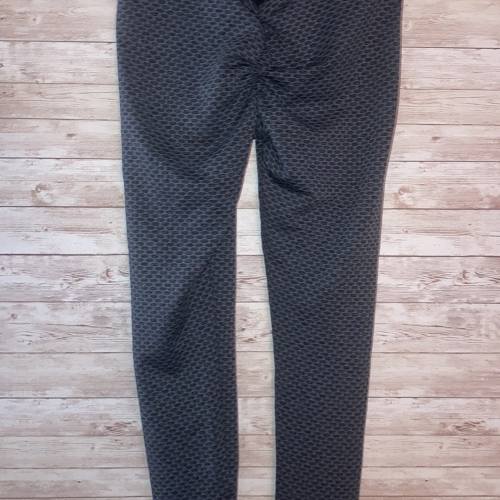 “TikTok” ruched leggings